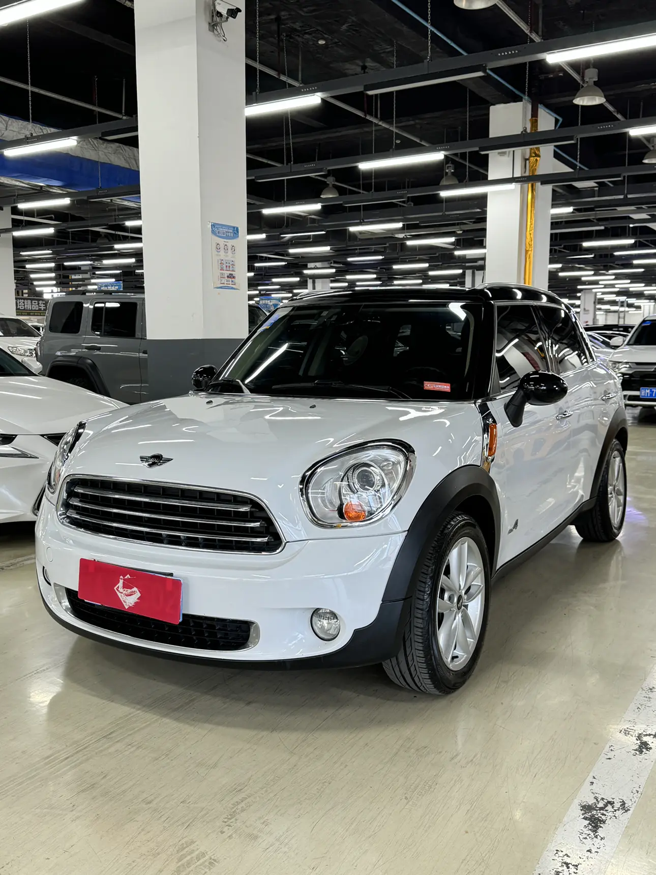MINI COUNTRYMAN