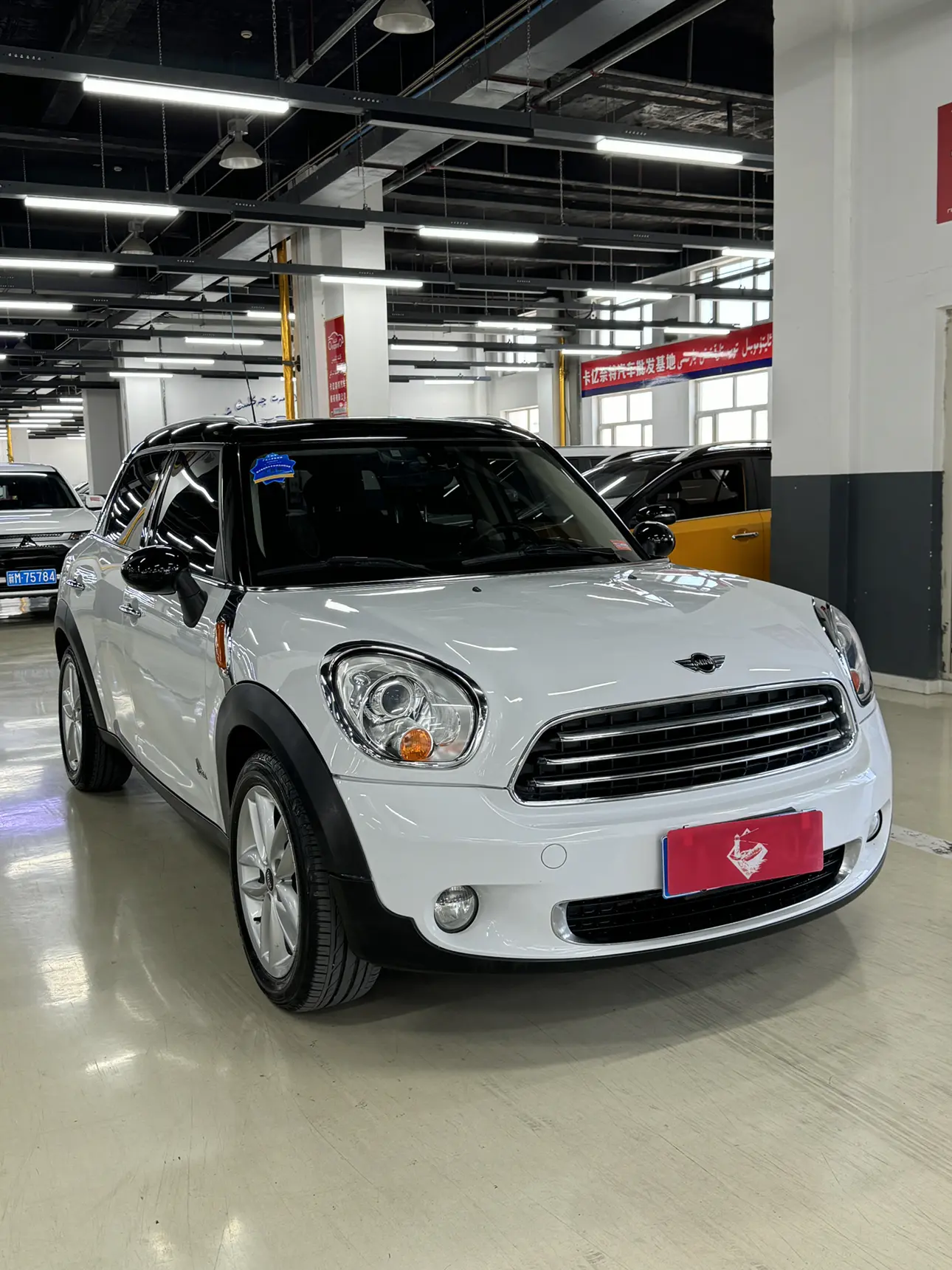 MINI COUNTRYMAN