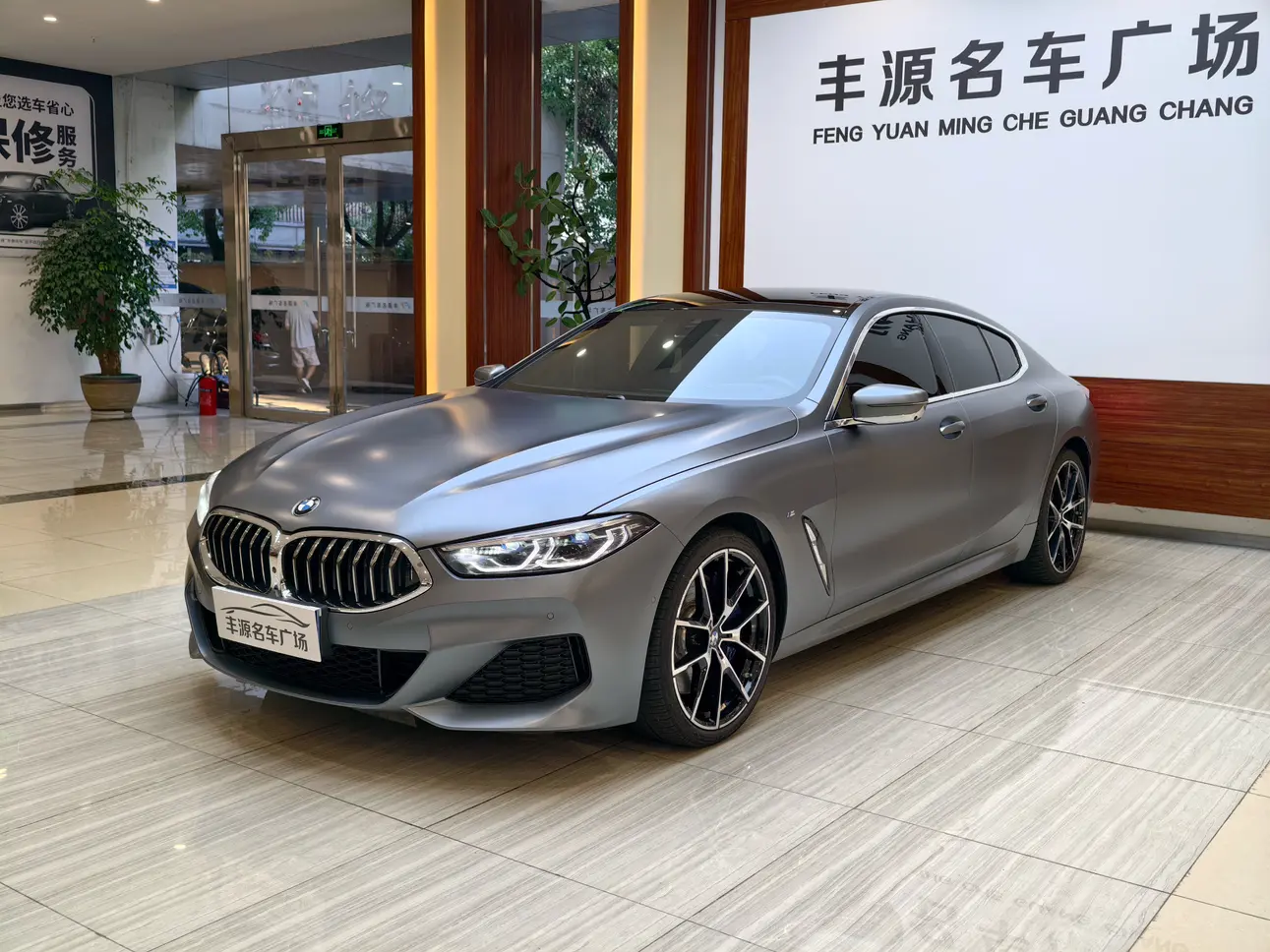 BMW 8 Series  из Китая