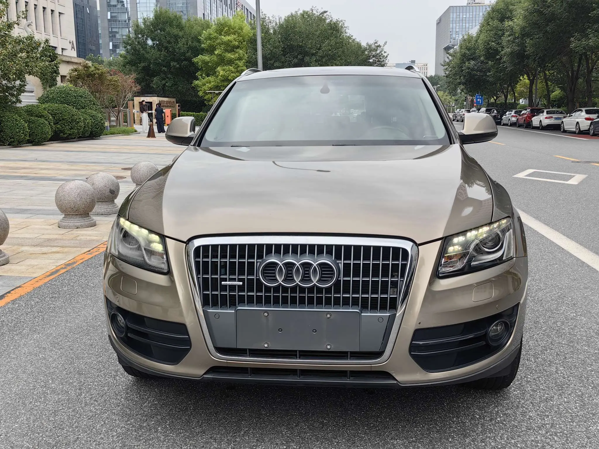 Audi Q5  из Китая