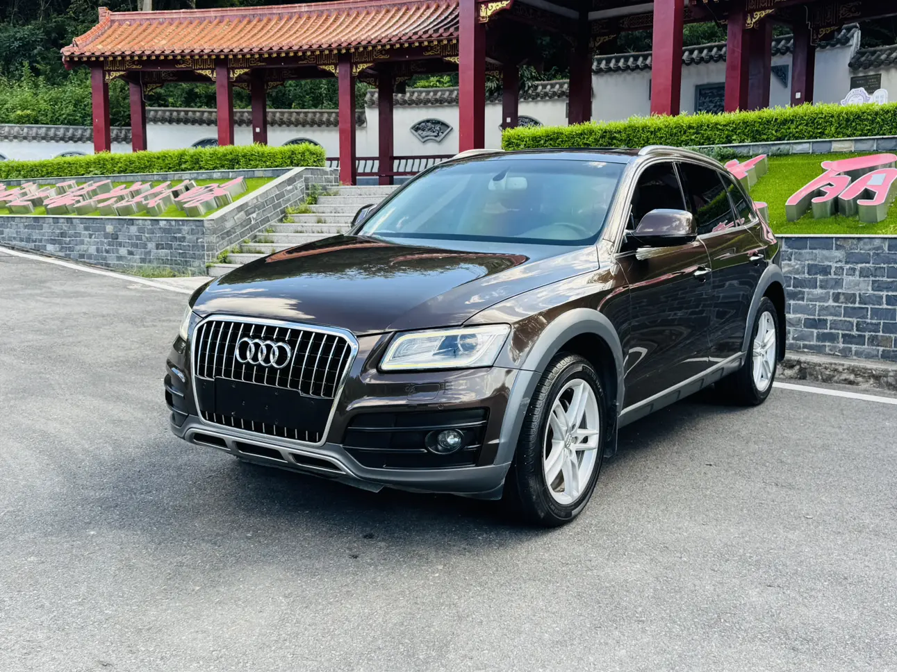 Audi Q5  из Китая