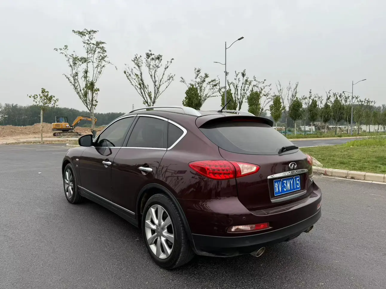 Infiniti QX50 (imported)