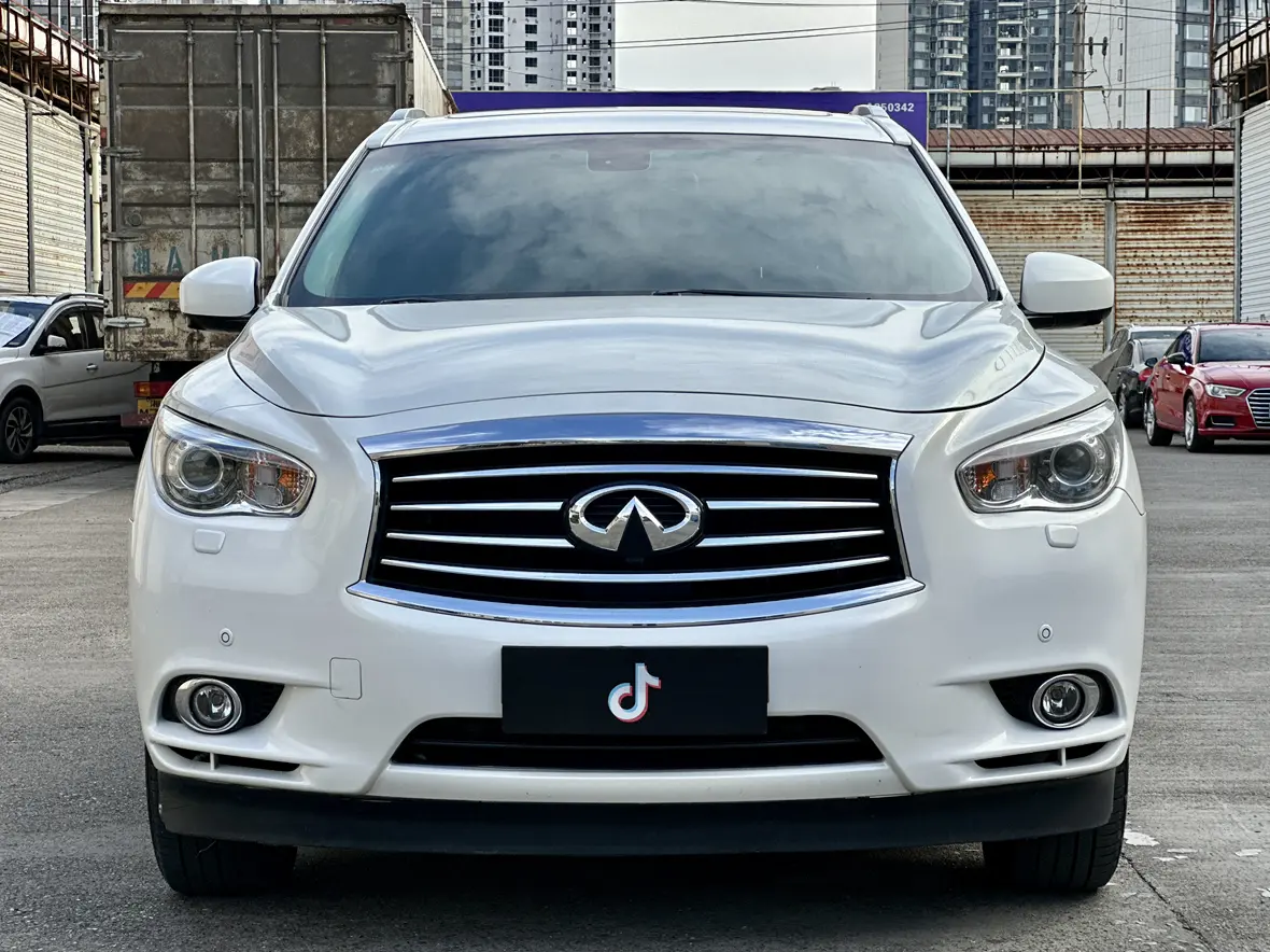 Infiniti QX60 (imported)