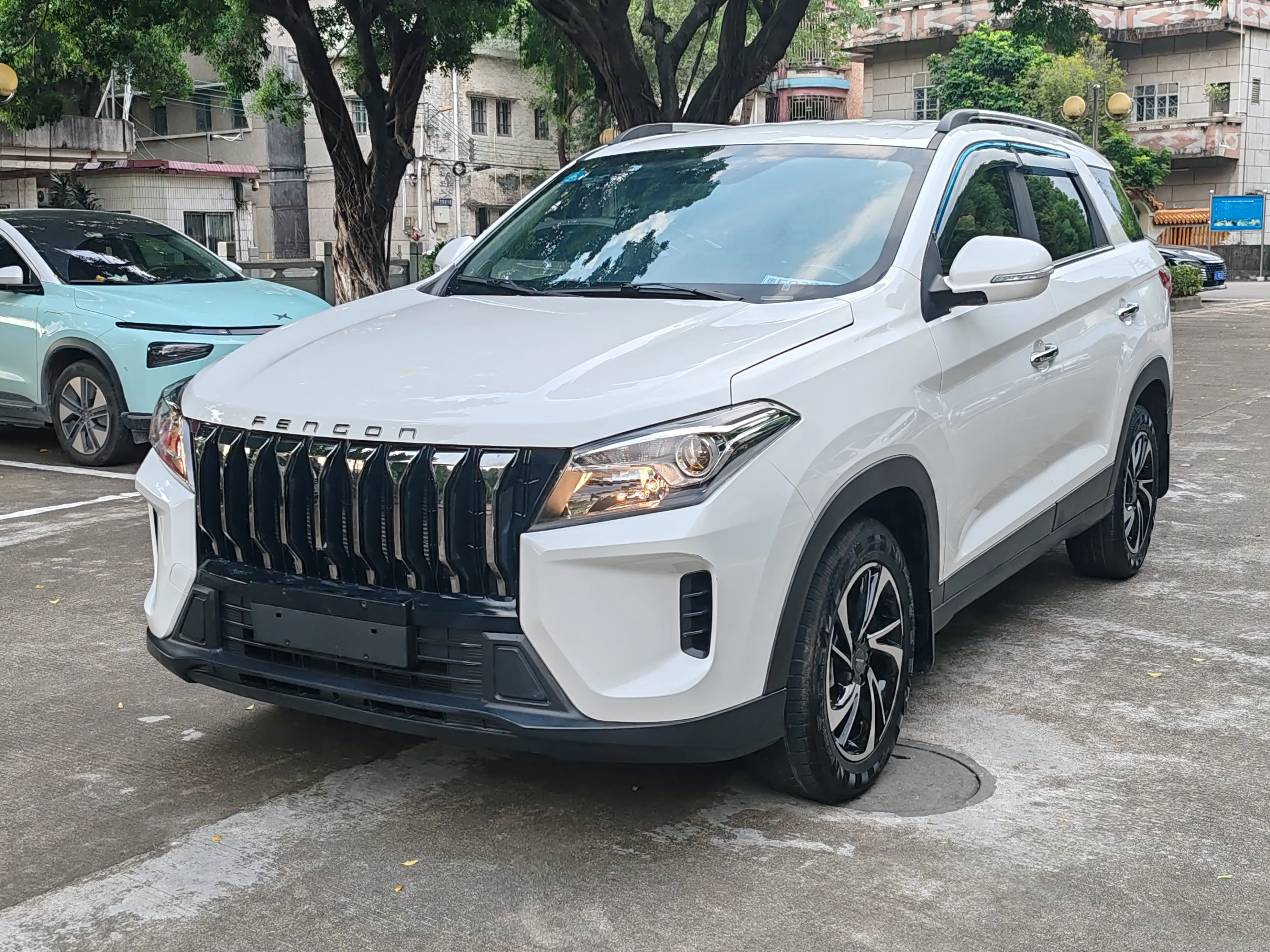 Dongfeng Scenery S560