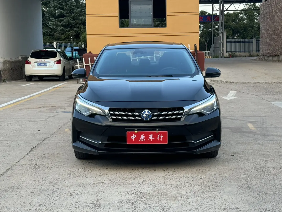 Kai Chen Venucia D60