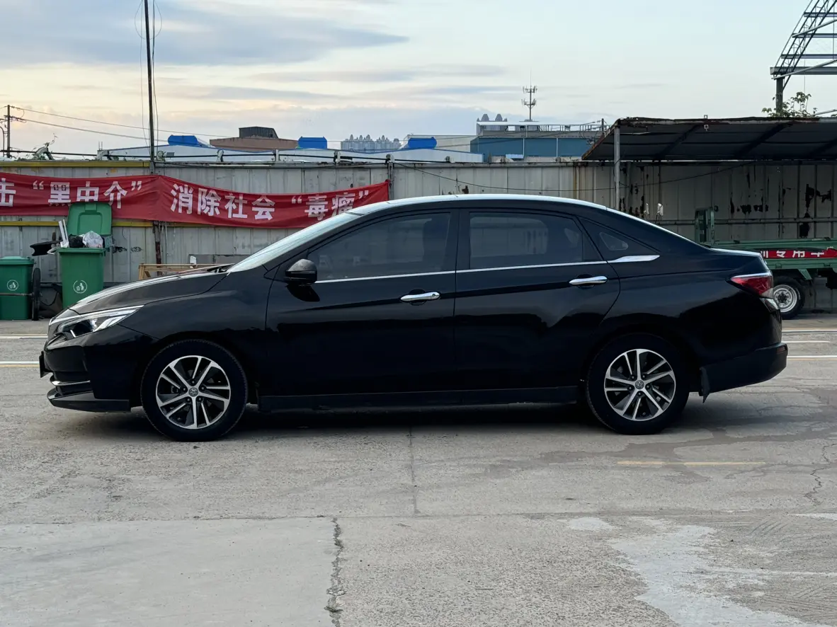 Kai Chen Venucia D60