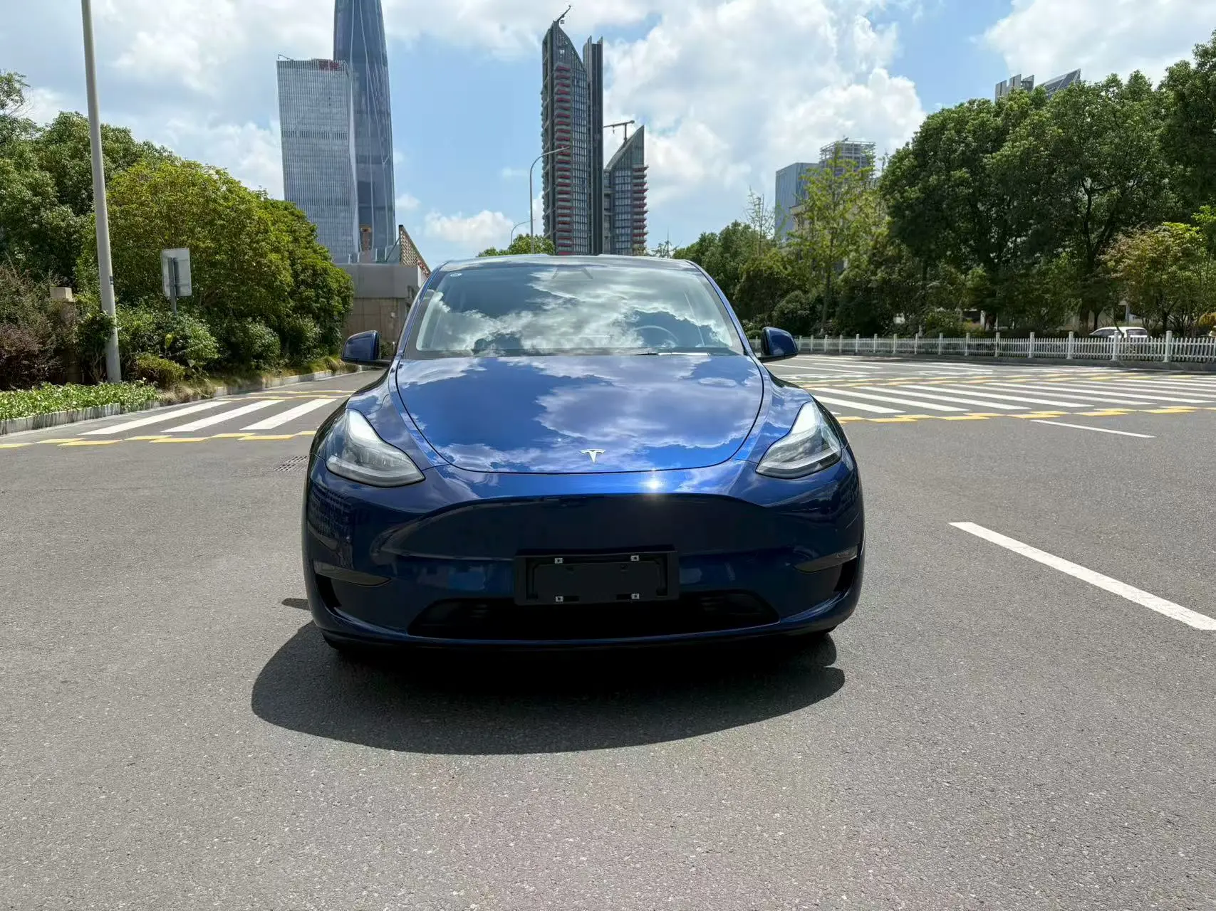 Tesla Model Y  из Китая