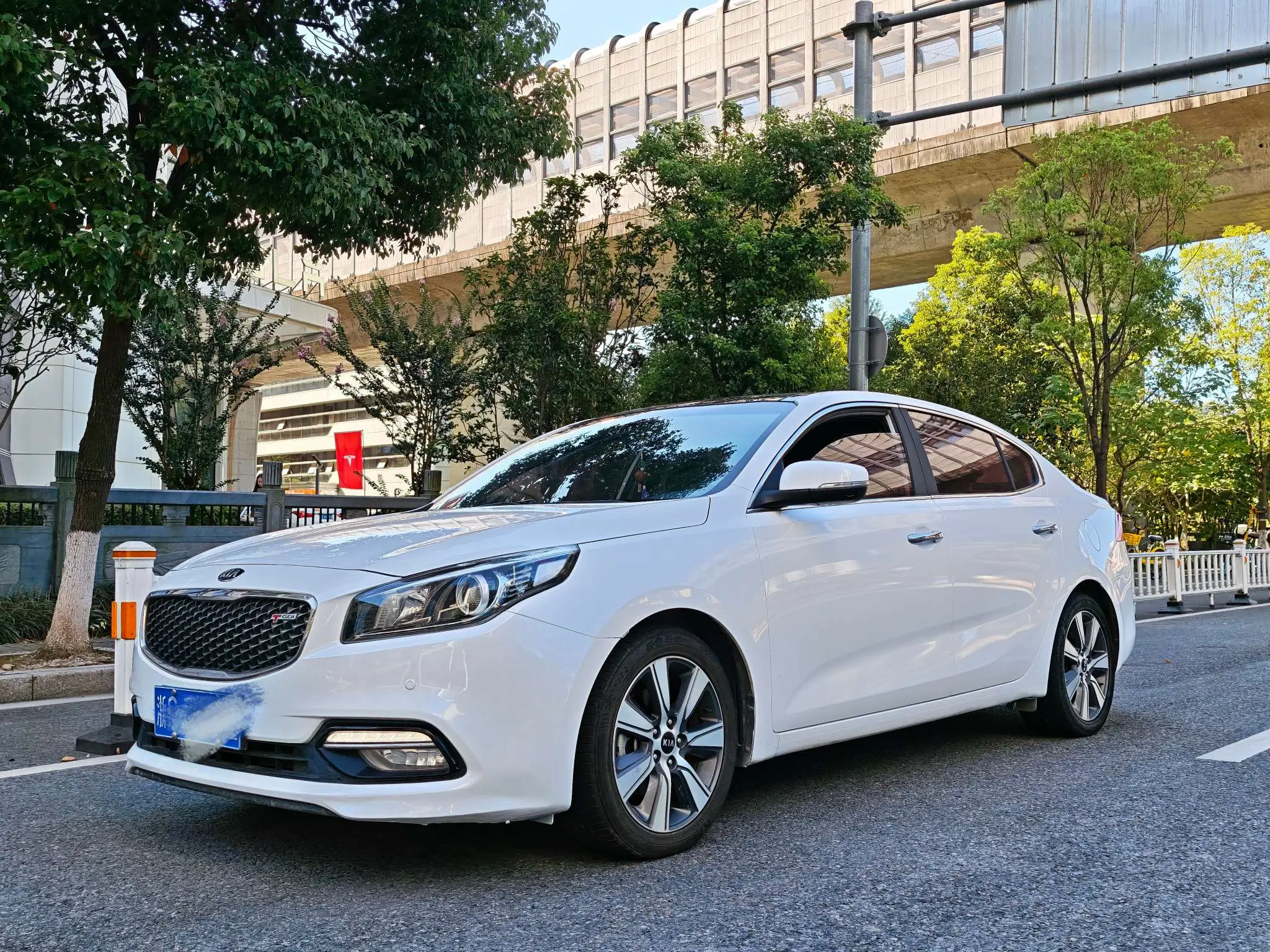 Kia K4