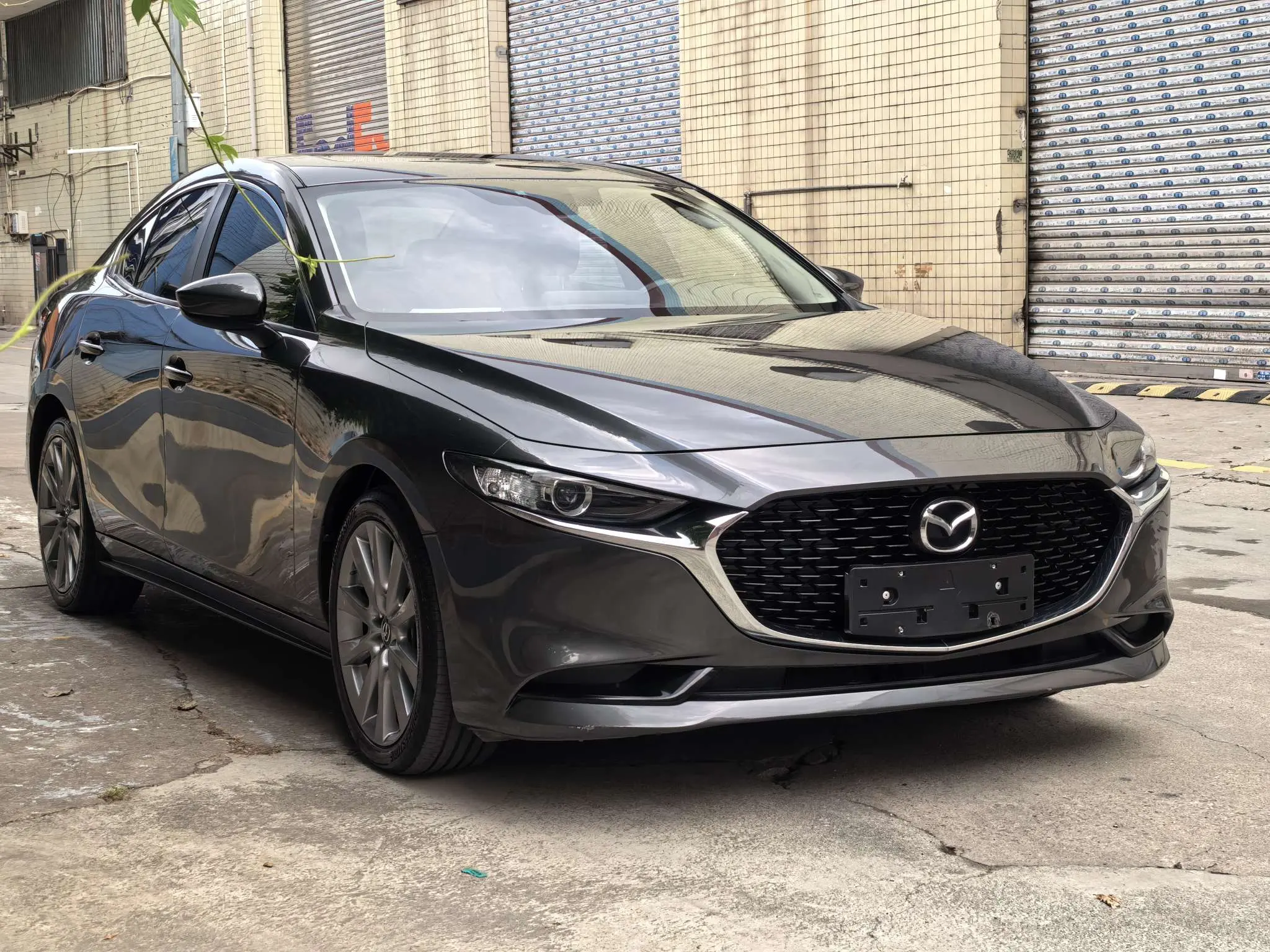 Mazda 3 Angkesela