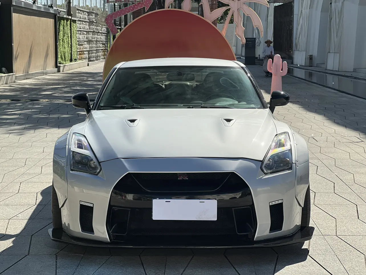 Nissan GT-R