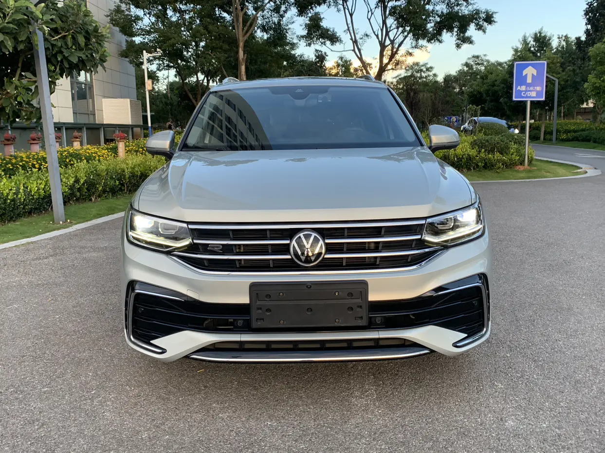 Volkswagen Tiguan L