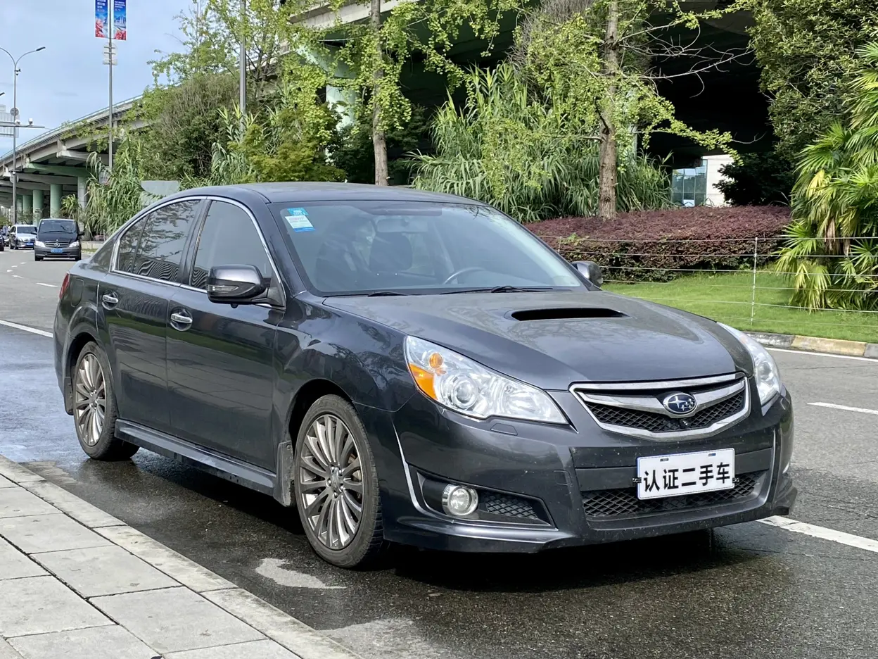 Subaru LEGACY