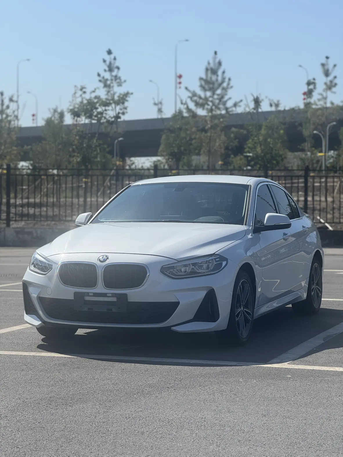 BMW 1 Series  из Китая