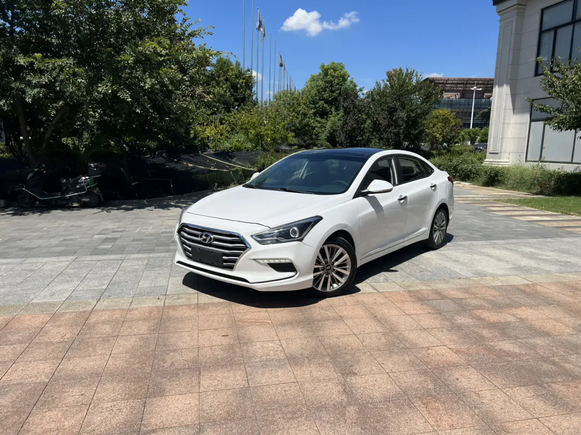 Hyundai Famous pictures