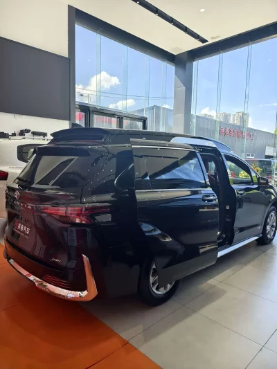 Toyota Granvia