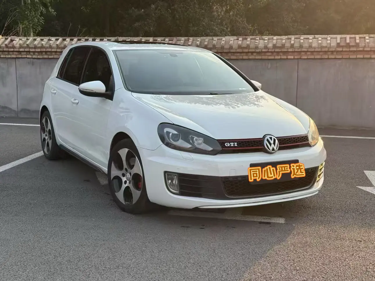 Volkswagen Golf GTI