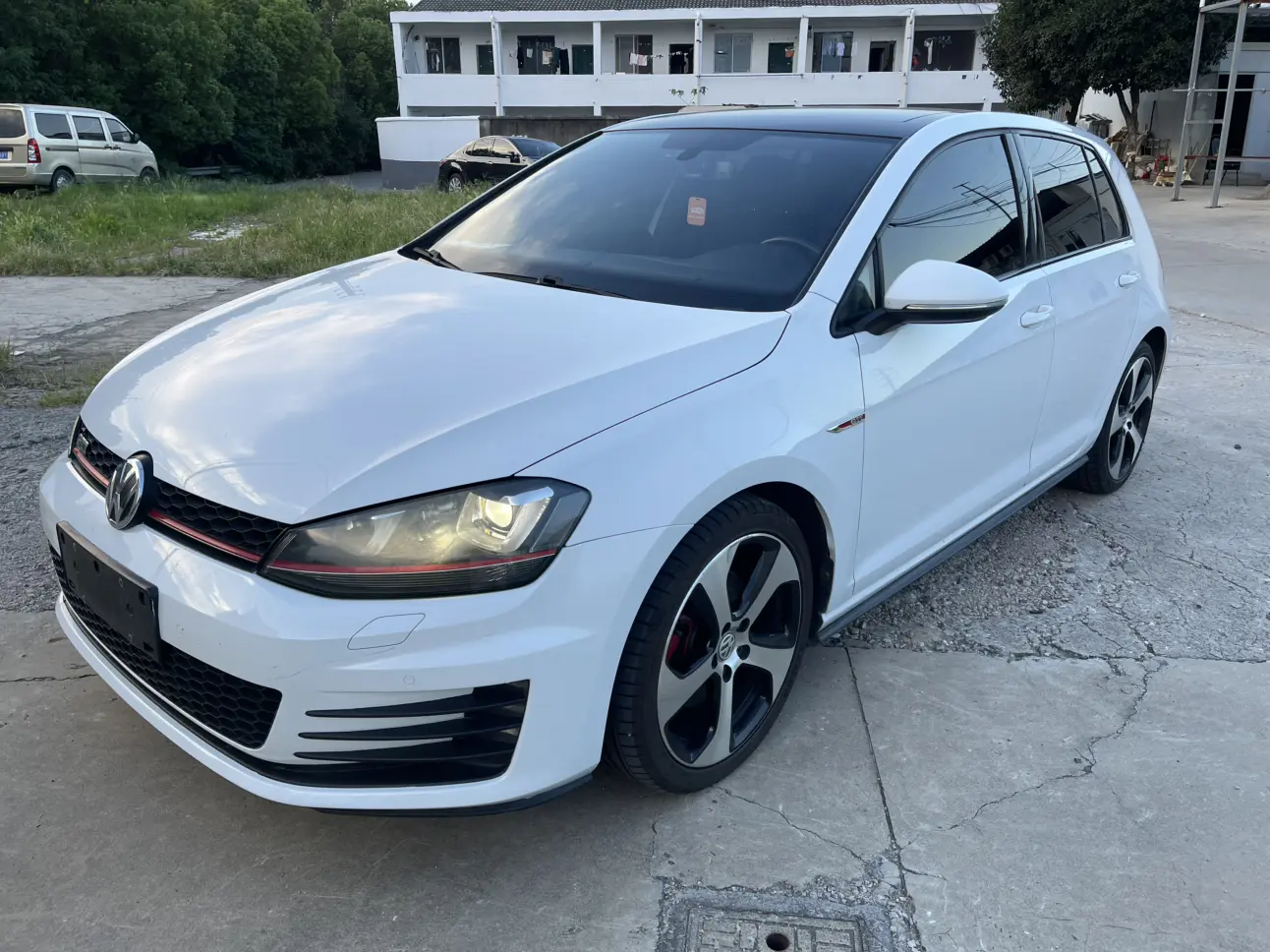 Volkswagen Golf GTI