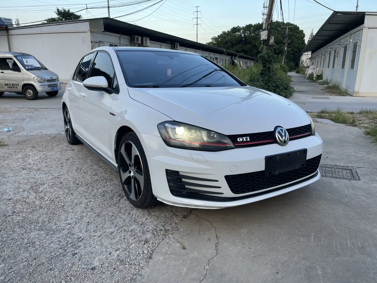 Volkswagen Golf GTI