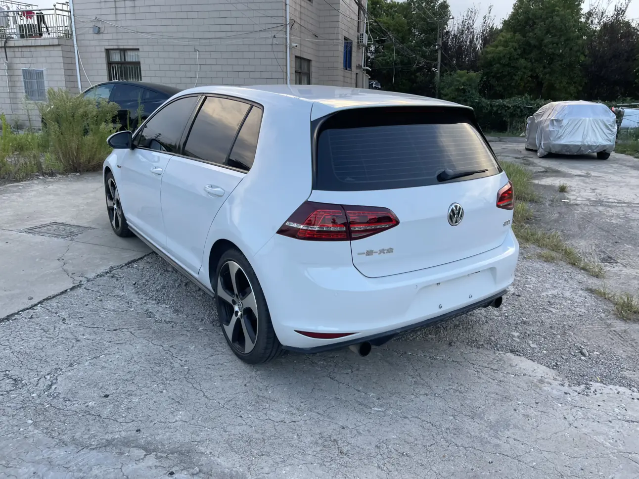 Volkswagen Golf GTI