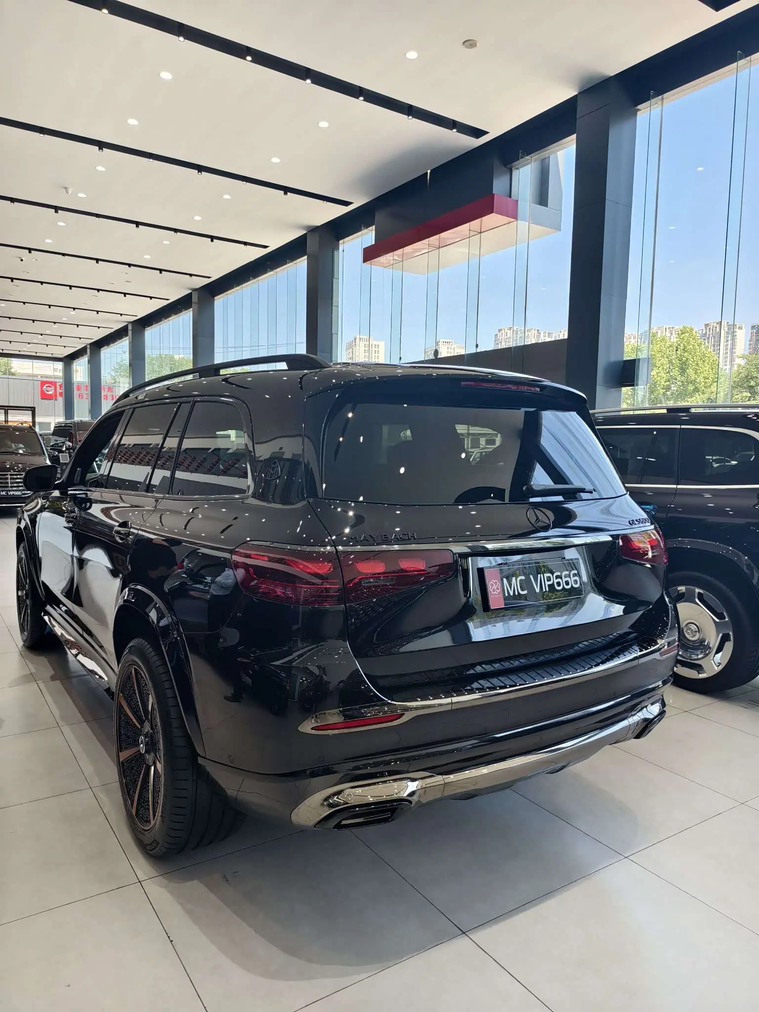 Mercedes-Benz Mercedes Benz GLS