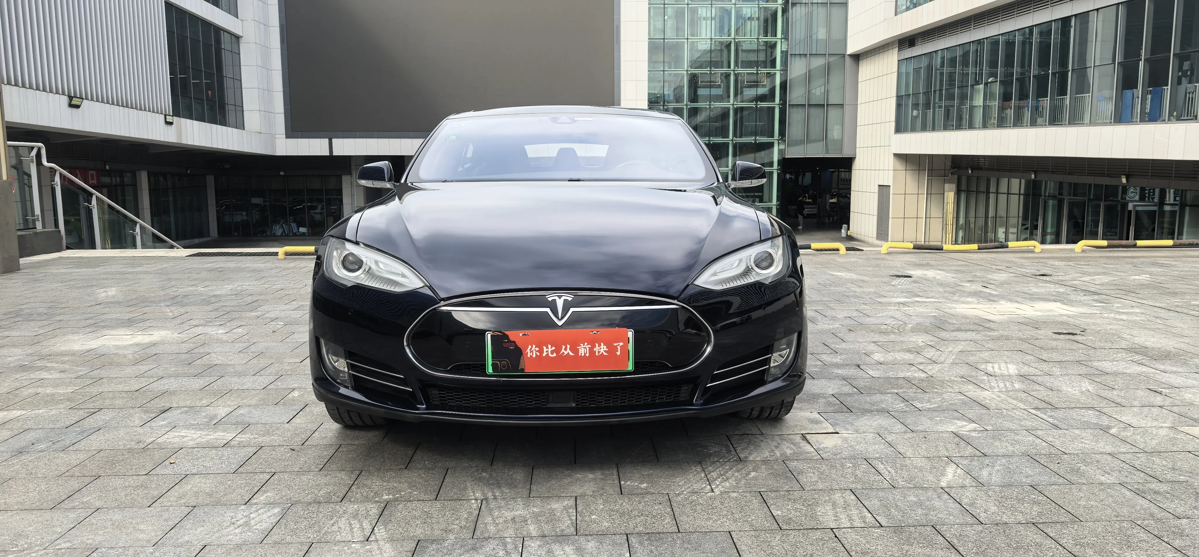 Tesla Model S  из Китая