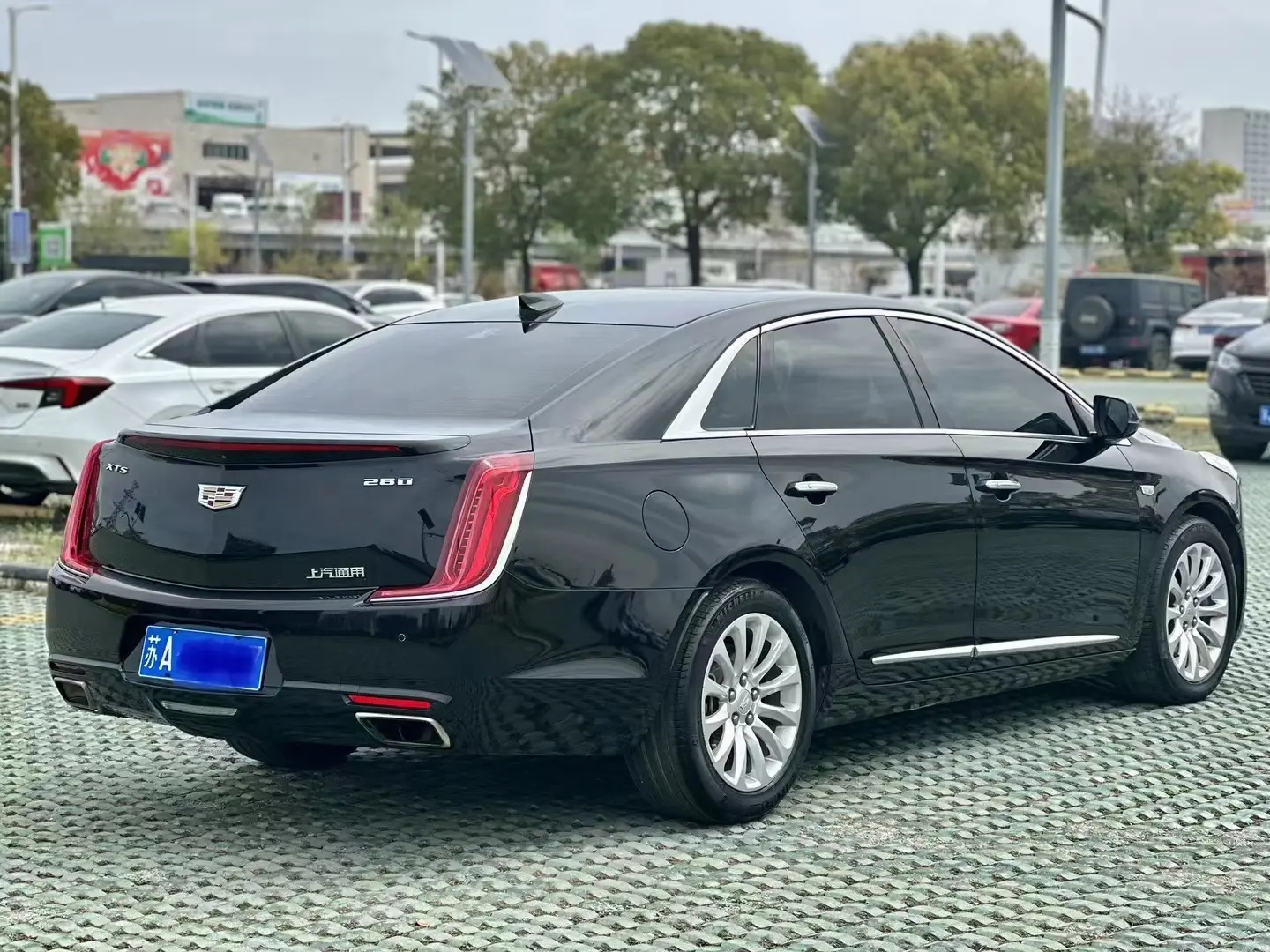 Cadillac XTS