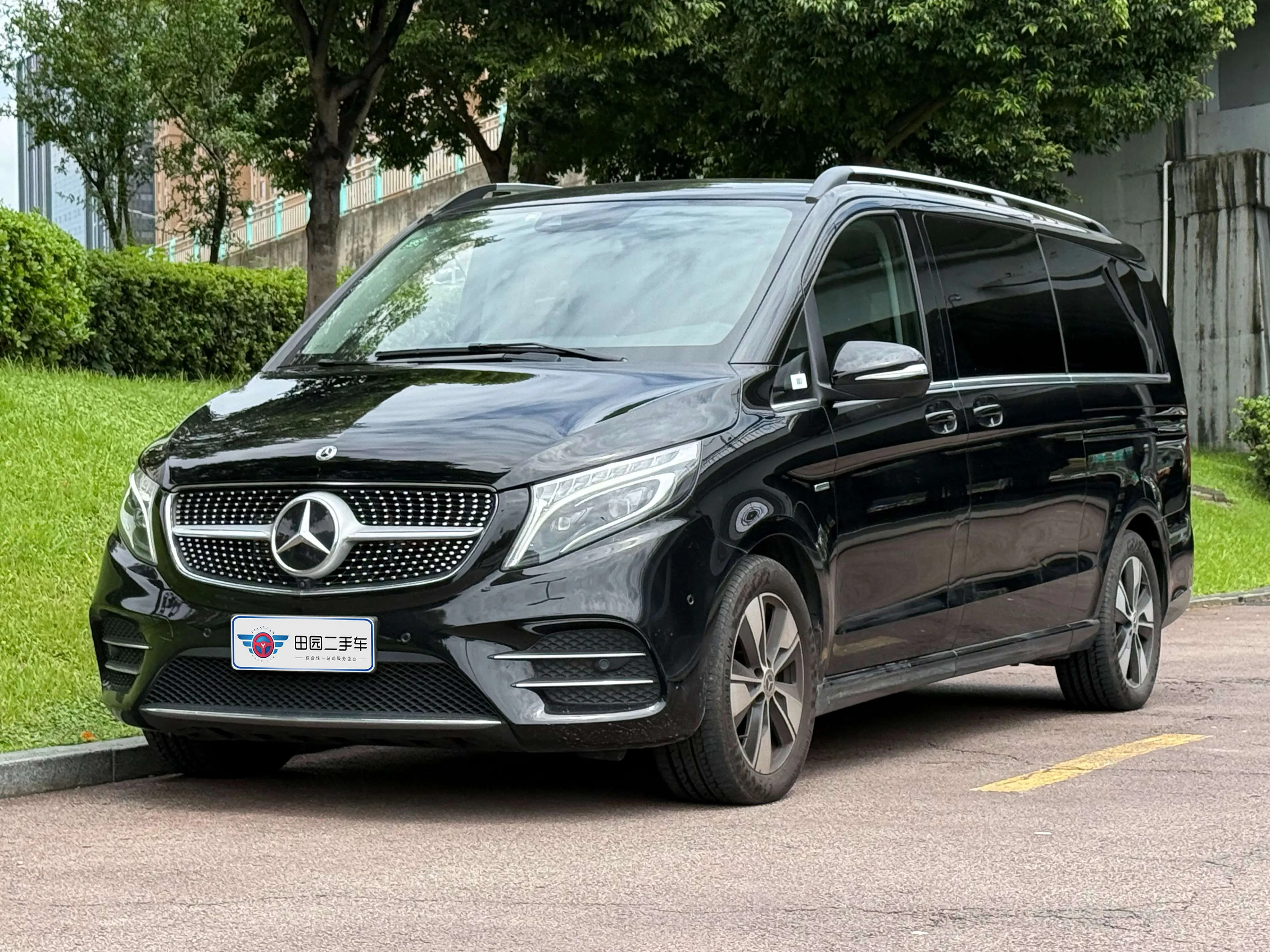 Mercedes-Benz Mercedes Benz V Class