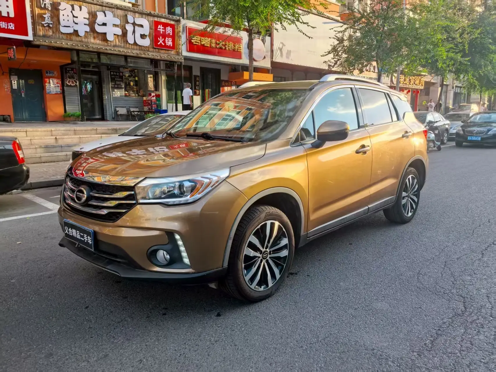 GAC Trumpchi GS4  из Китая