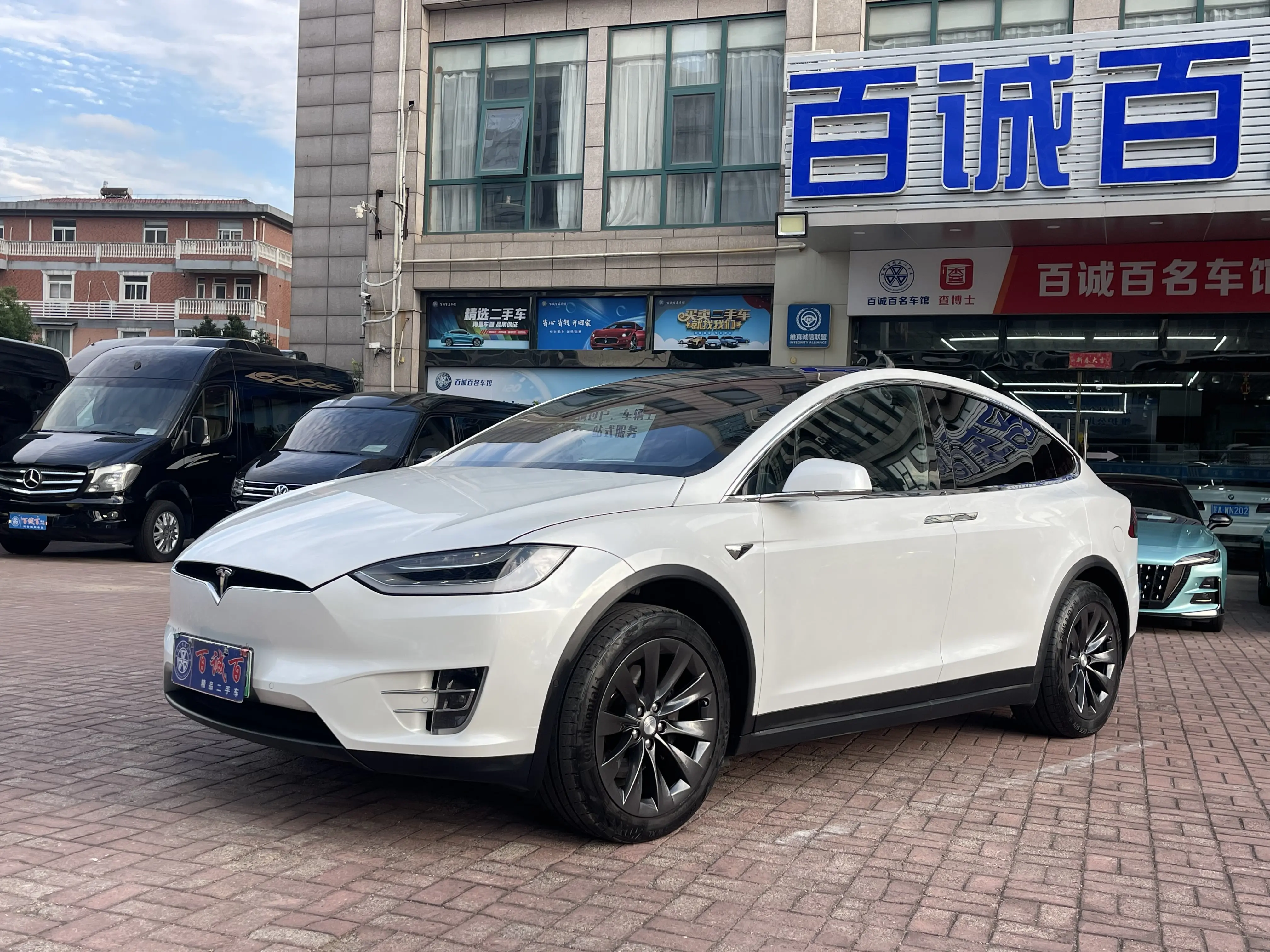 Tesla Model X