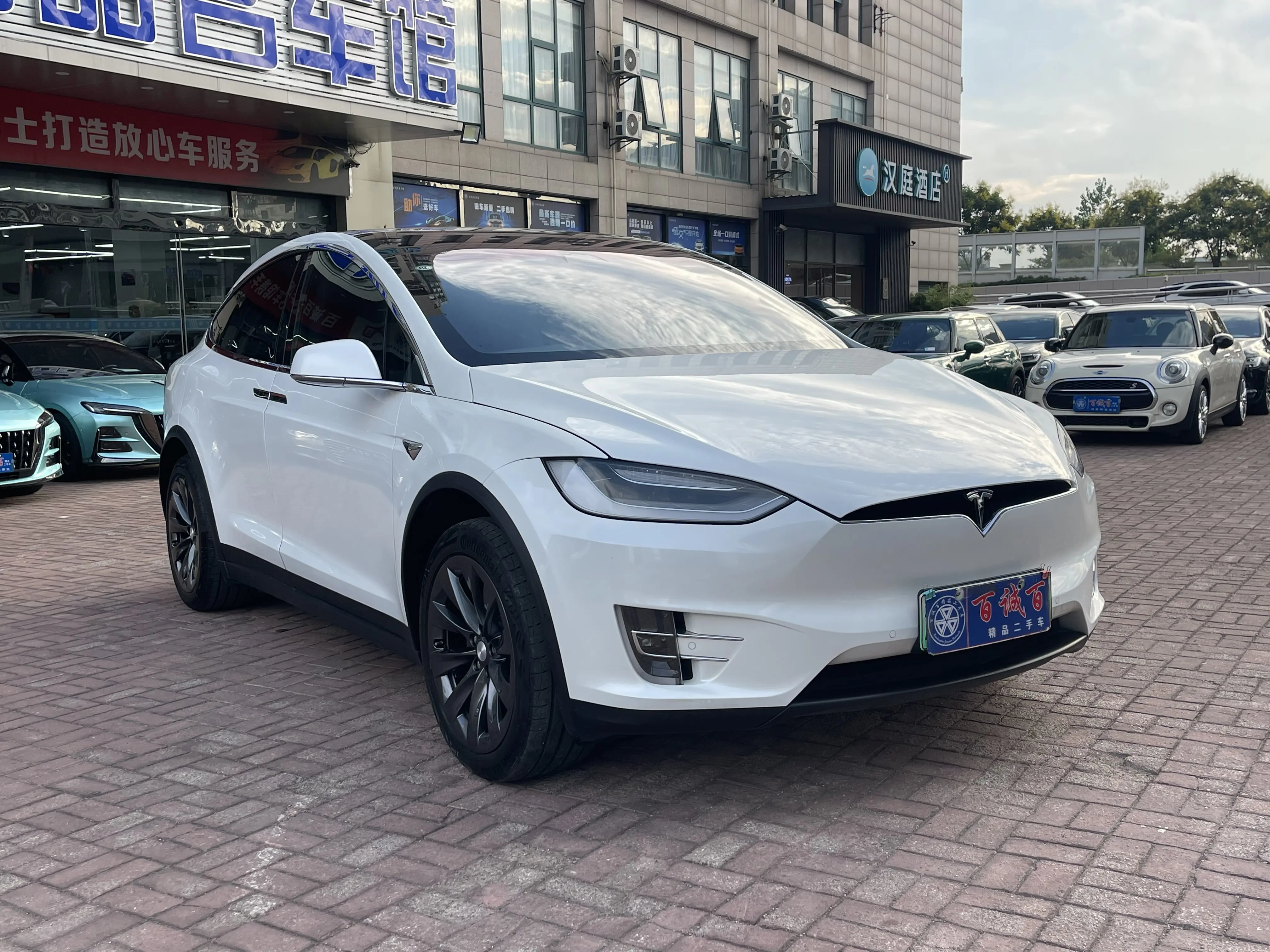 Tesla Model X