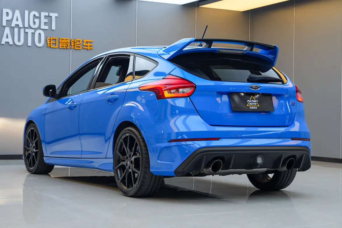 Ford Focus (imported)