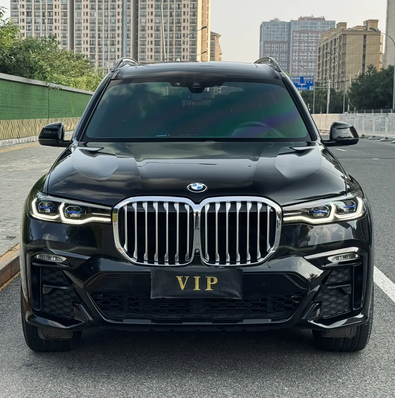 BMW X7  из Китая