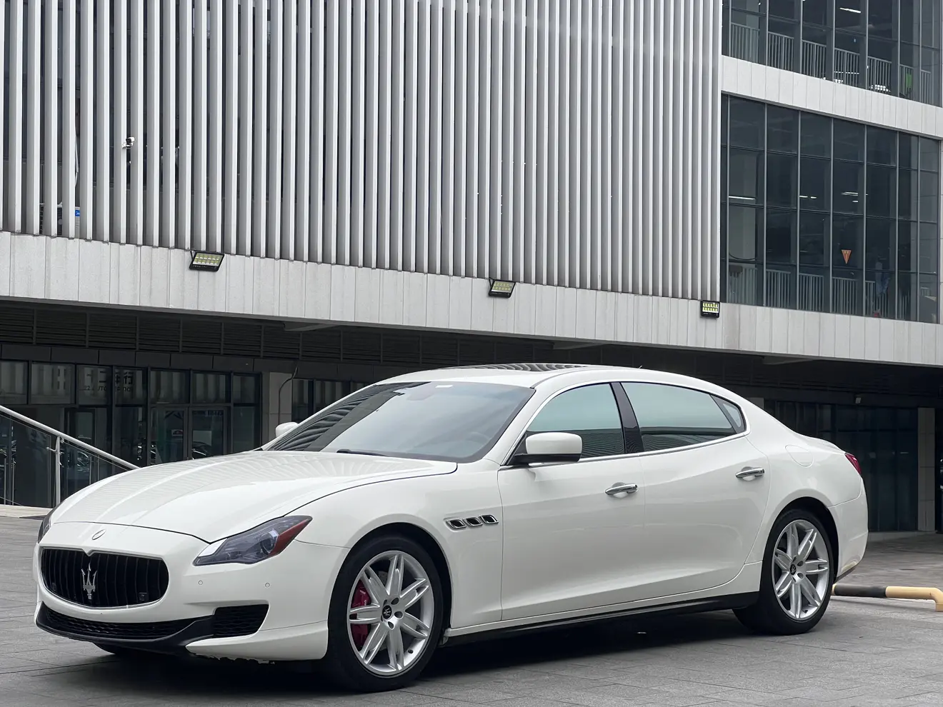 Maserati President