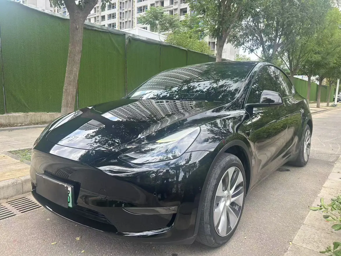 Tesla Model Y  из Китая