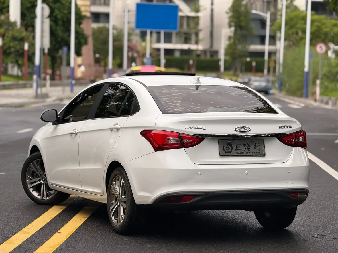 Chery Arrizo 5