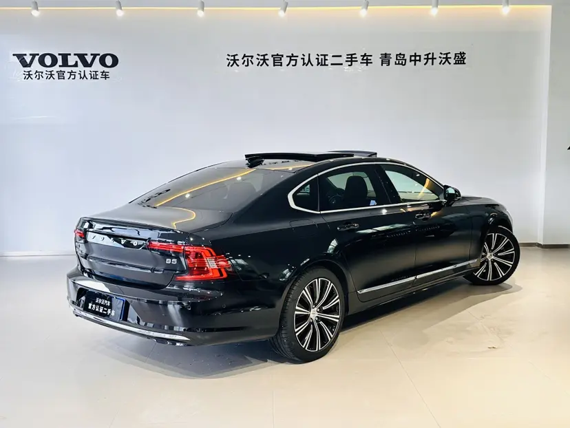 Volvo S90