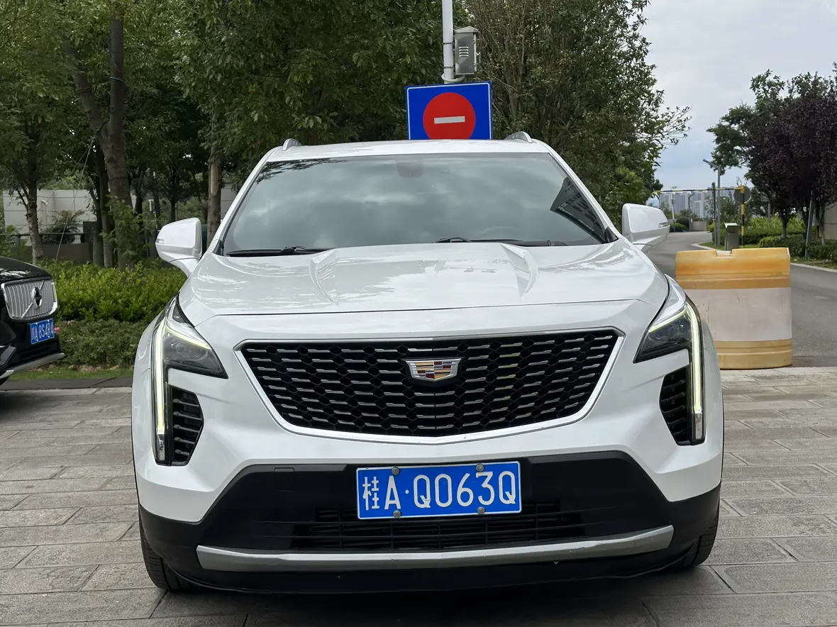 Cadillac XT4