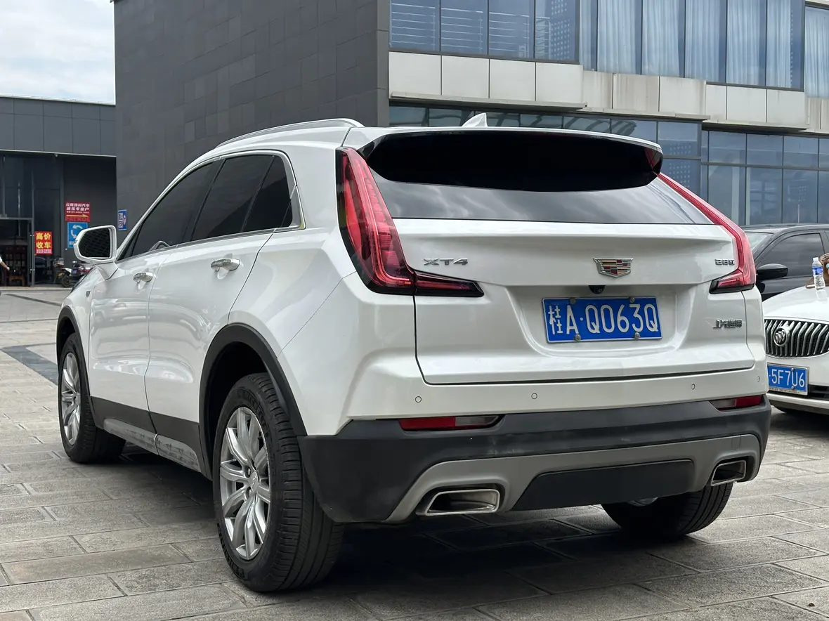 Cadillac XT4