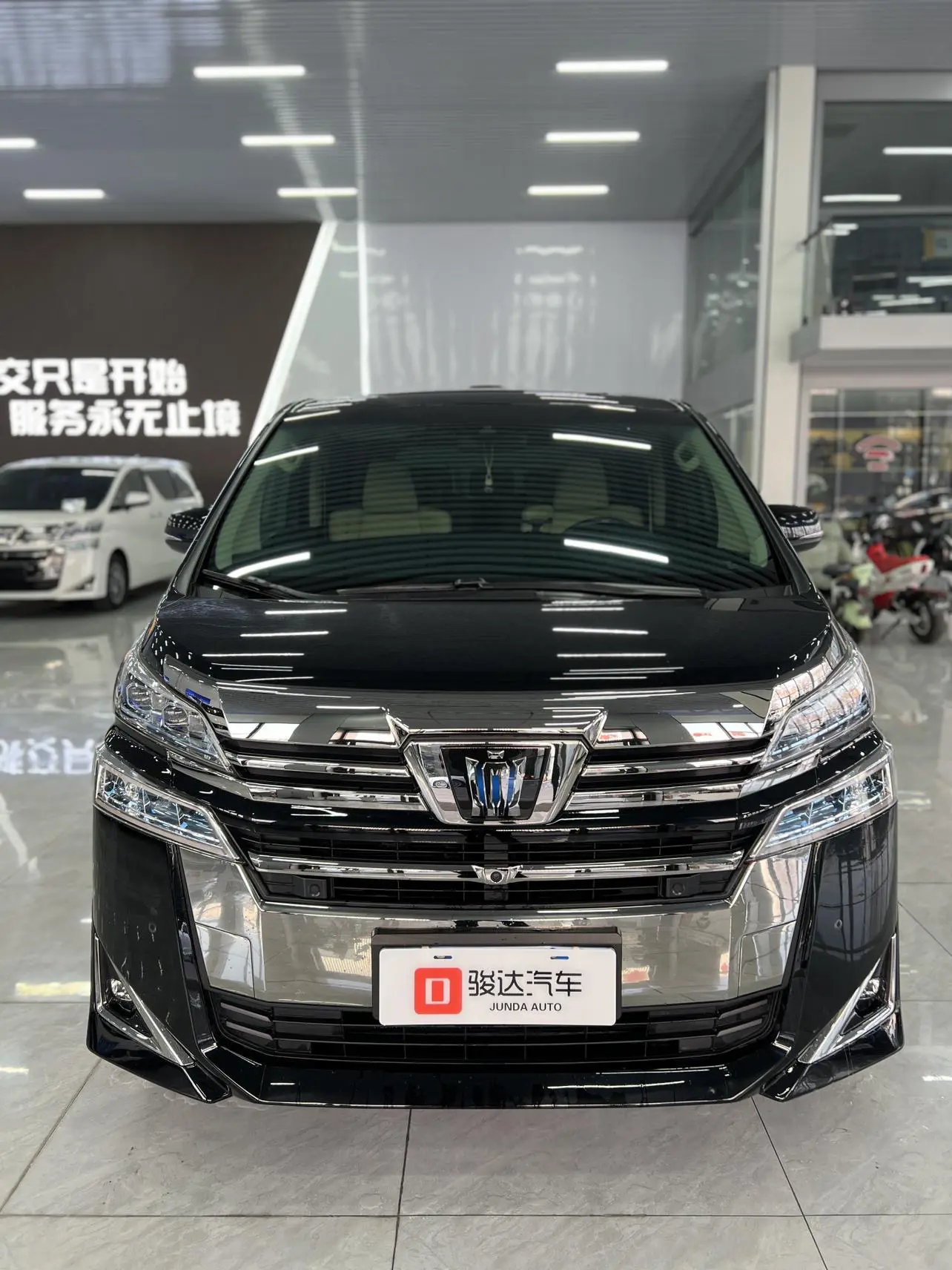 Toyota Crown Wellfire