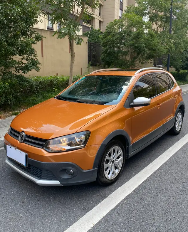 Volkswagen Polo  из Китая