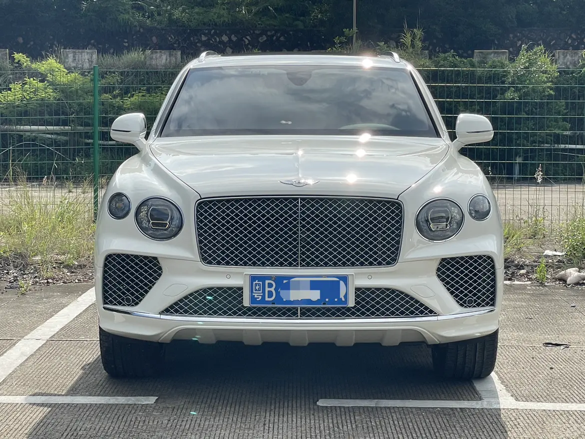 Bentley Bentayga  из Китая