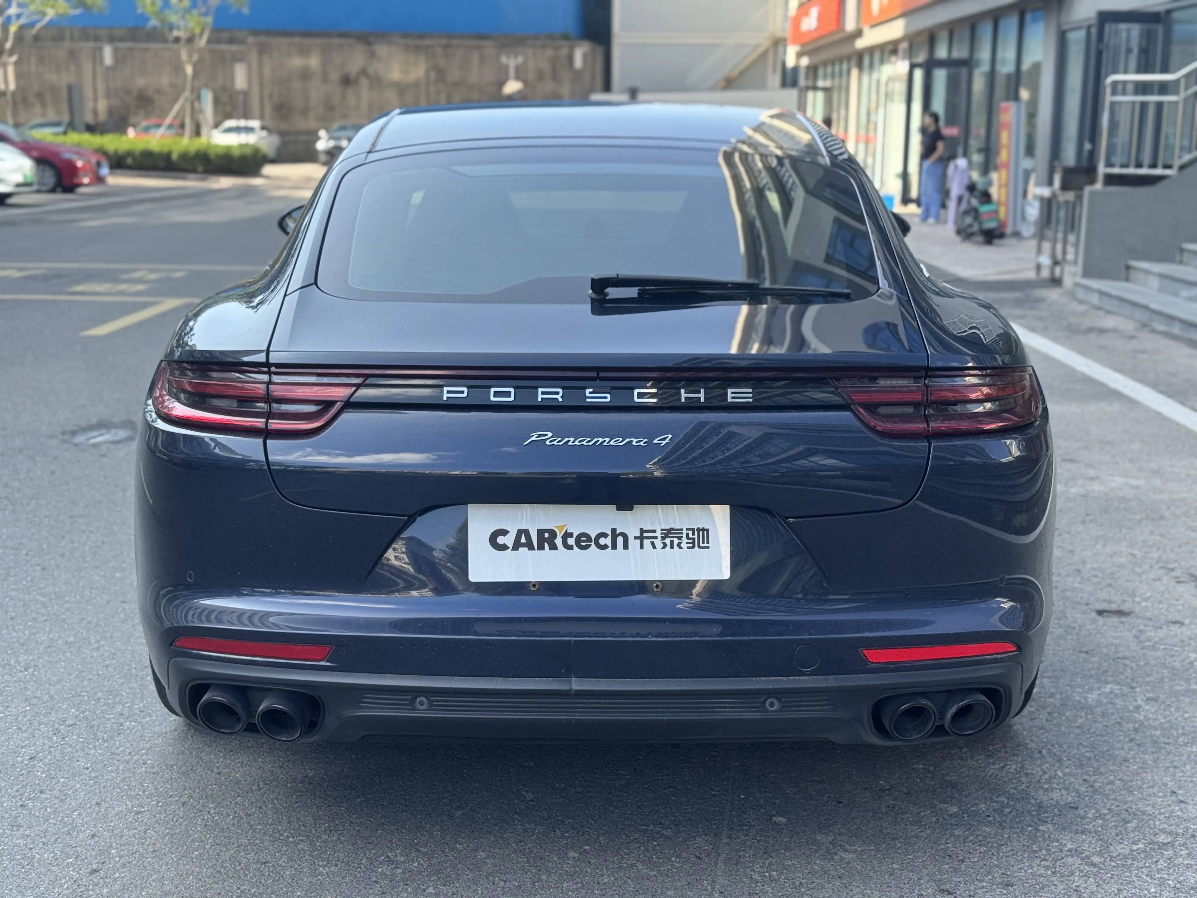 Porsche Panamera