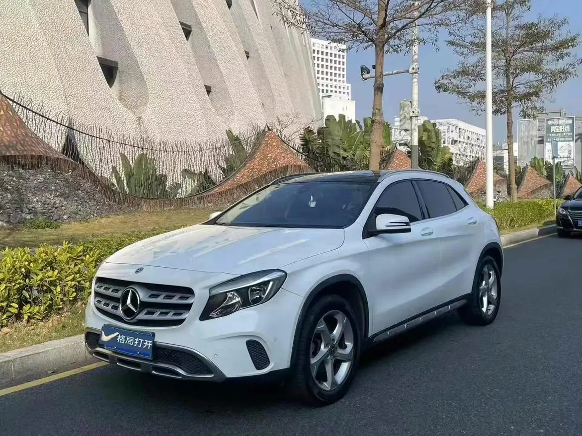 Mercedes-Benz GLA  из Китая