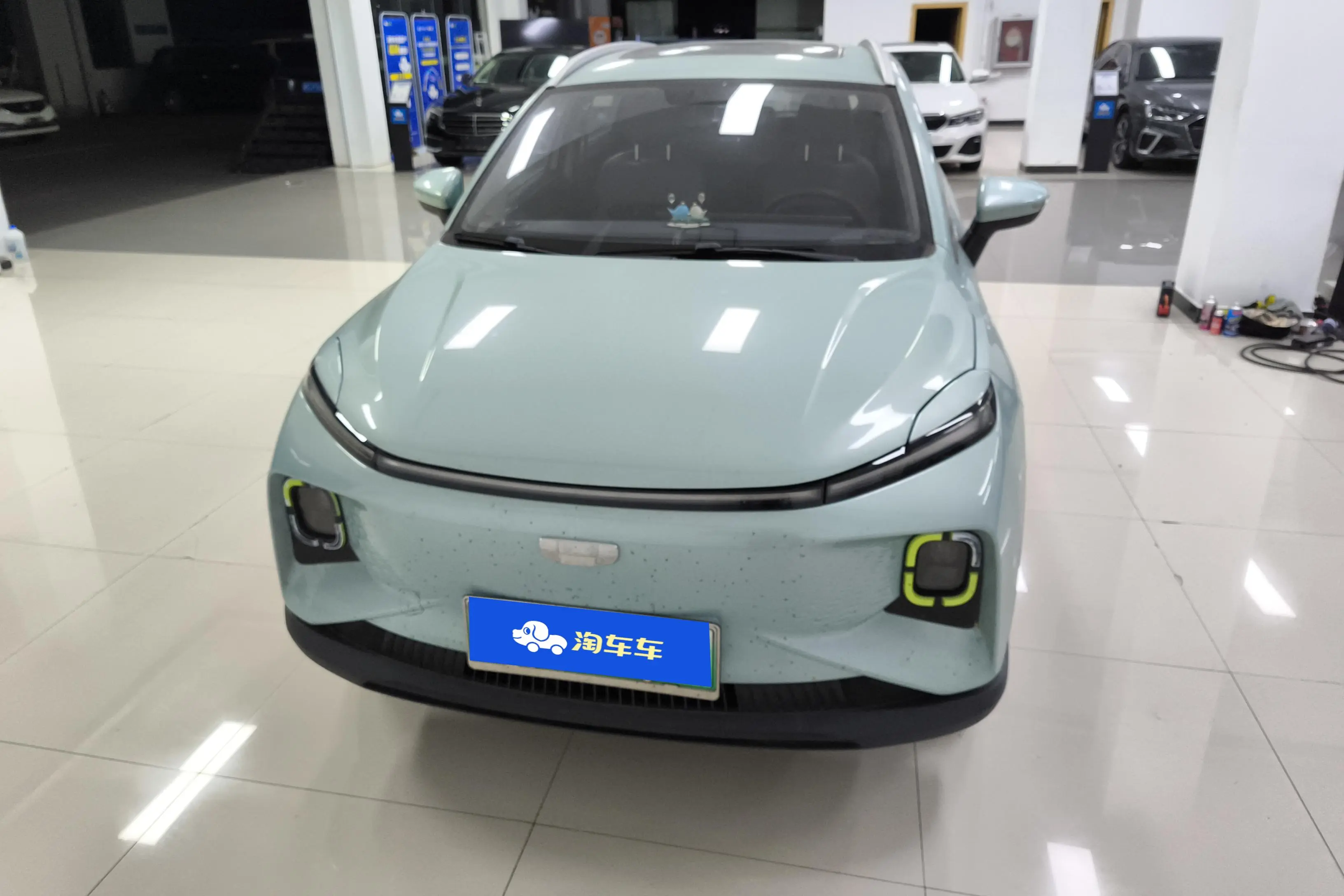 Geely Geometry E Firefly