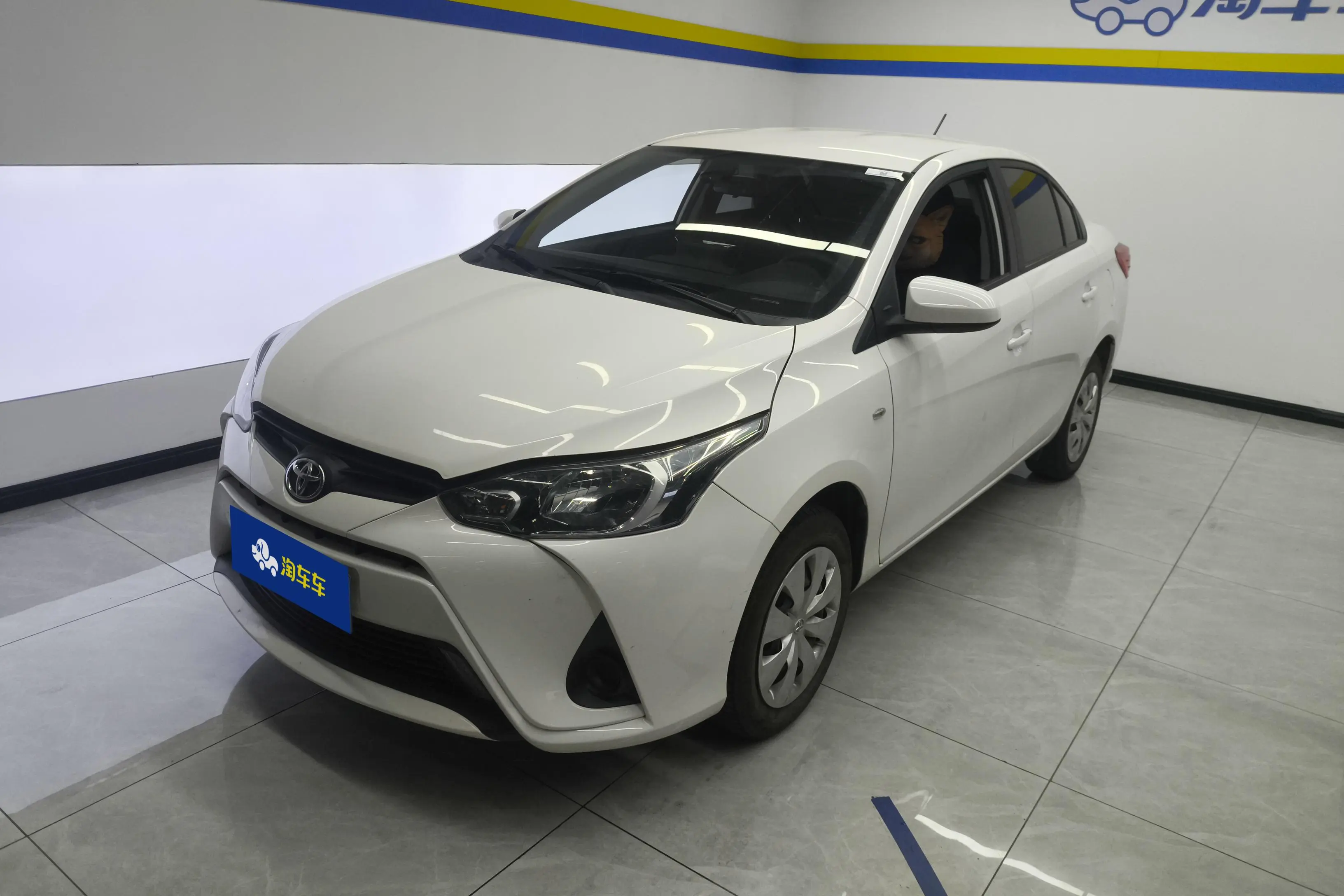 Toyota YARiS L Enjoy