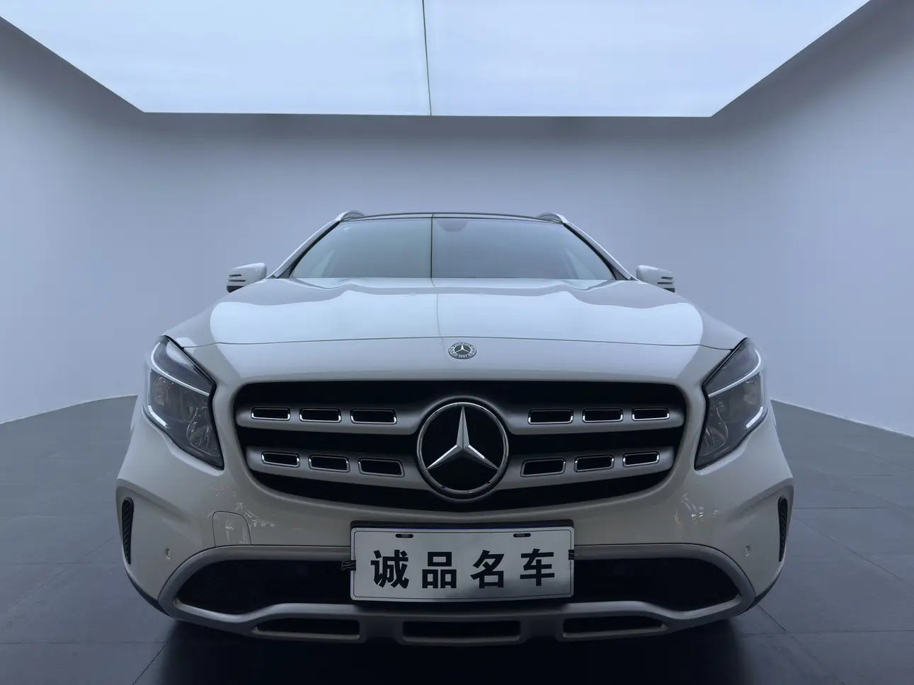 Mercedes-Benz GLA  из Китая