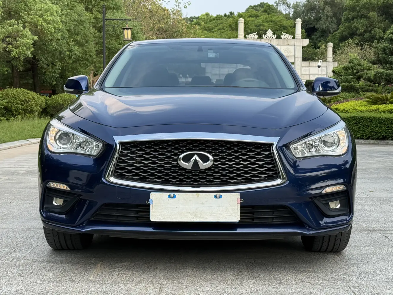 Infiniti Q50L