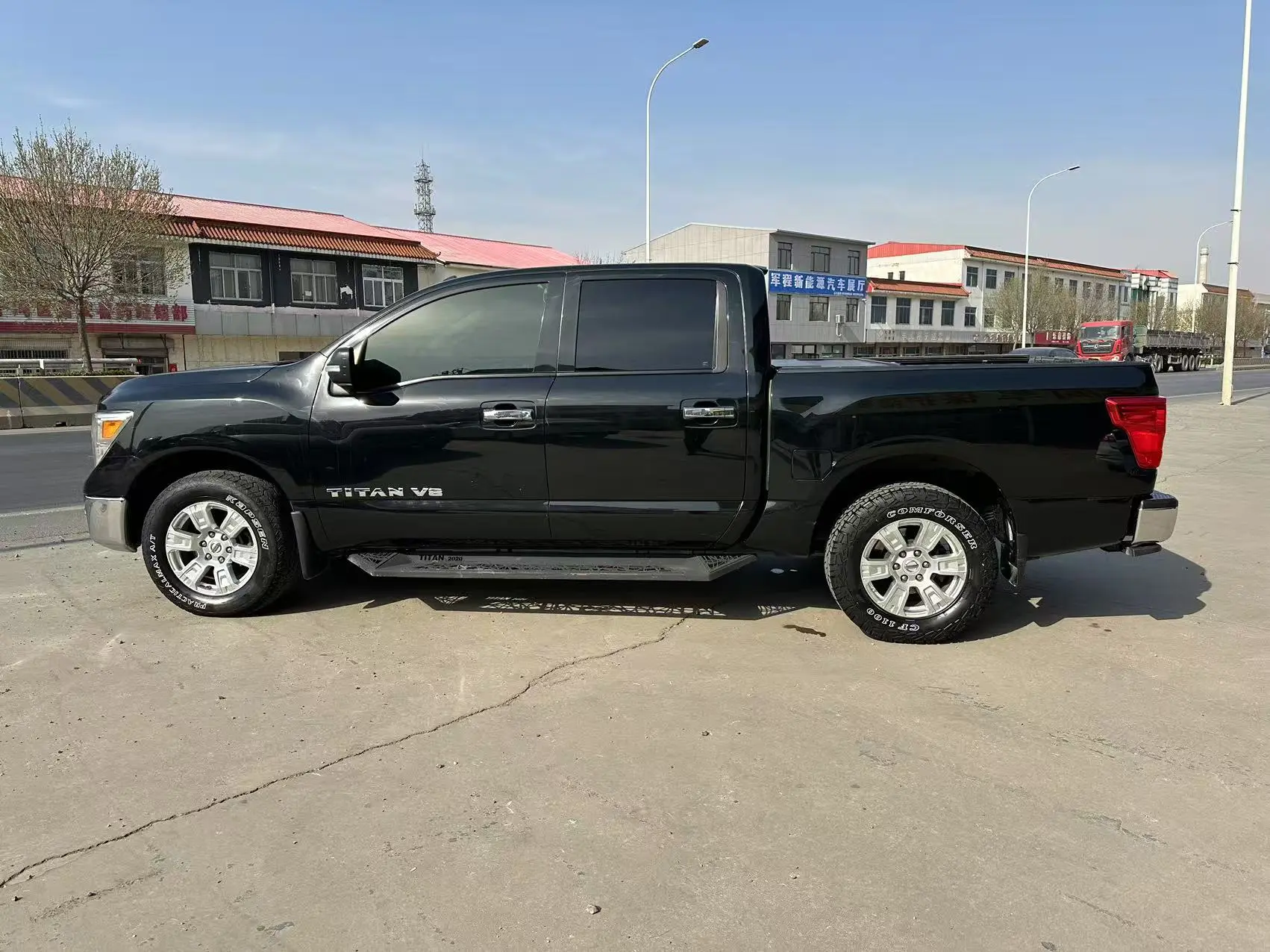 Nissan Titan