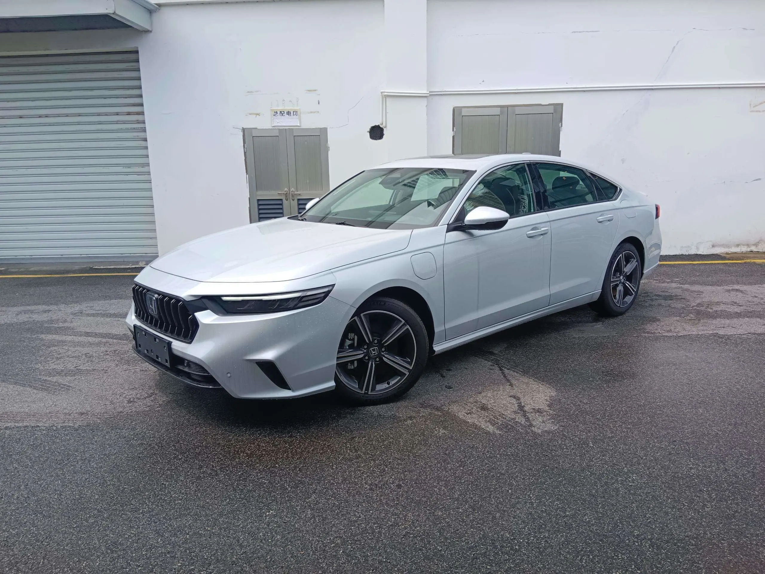Honda Inspire (PHEV)