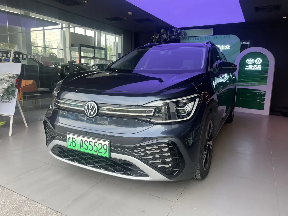 Volkswagen ID.6 CROZZ